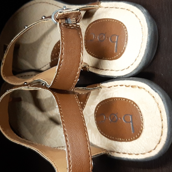 b.o.c Sandals size 9m - Picture 4 of 8